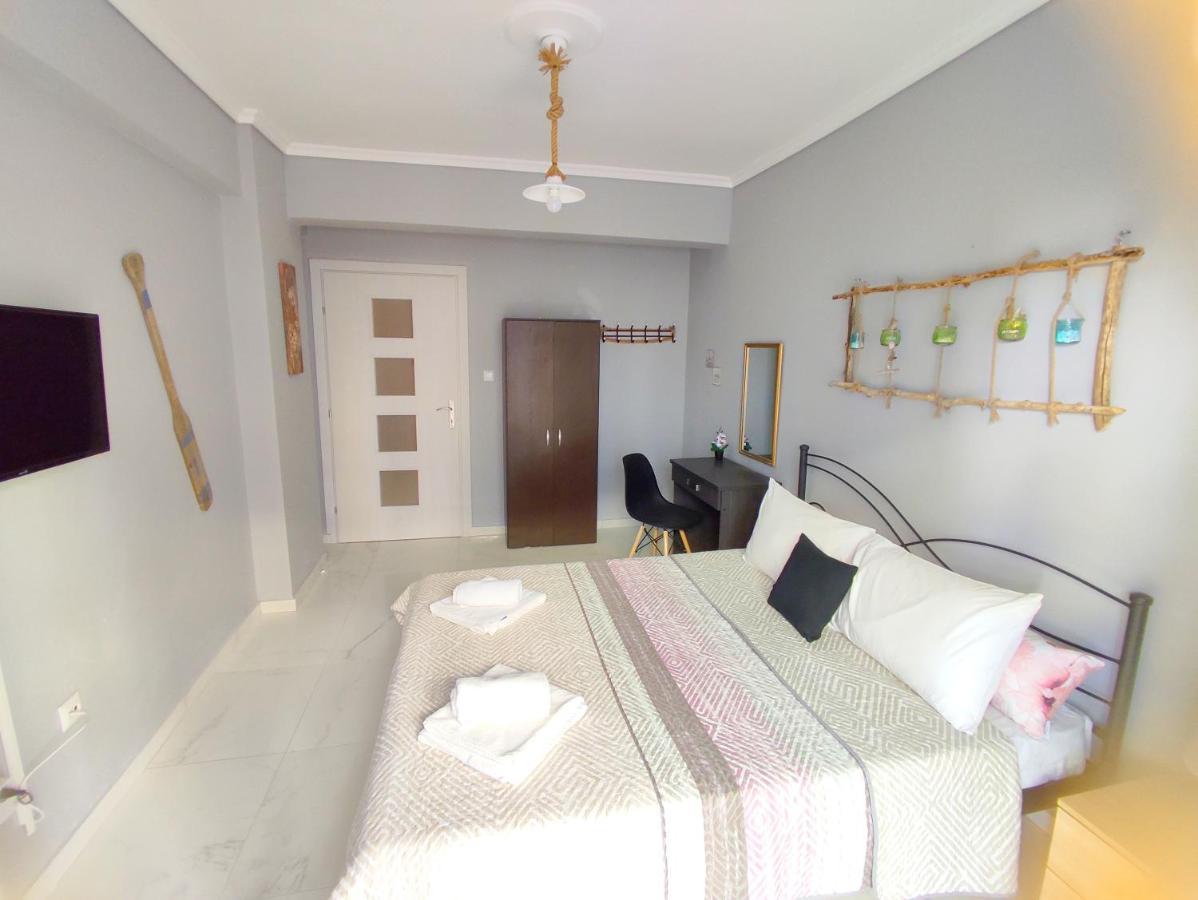 Driftwood Center Apartment Kavala Bagian luar foto