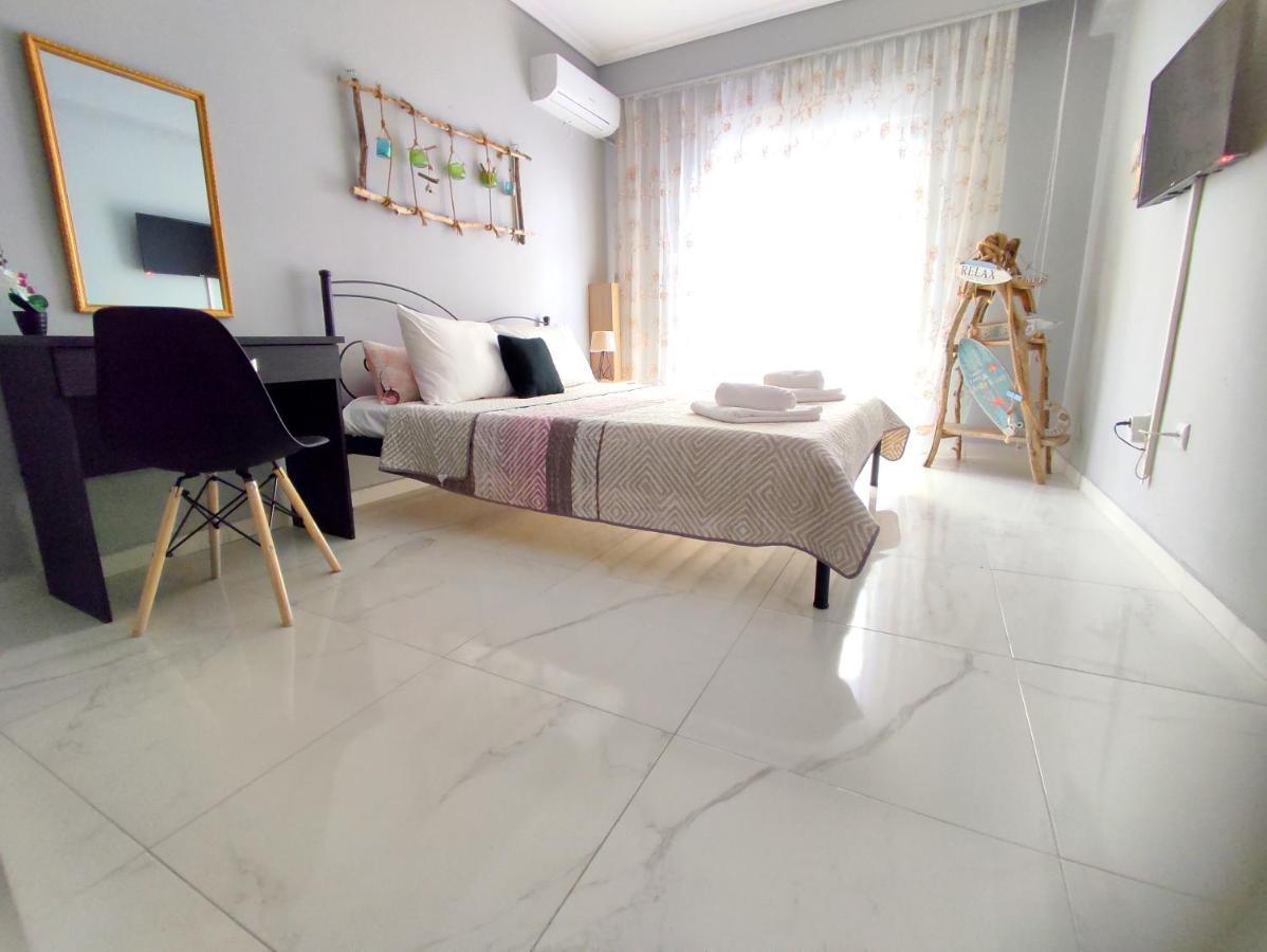 Driftwood Center Apartment Kavala Bagian luar foto